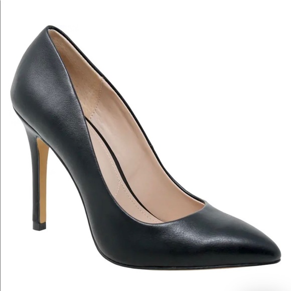 Charles by Charles David black leather pumps size 9.5 - Picture 1 of 6